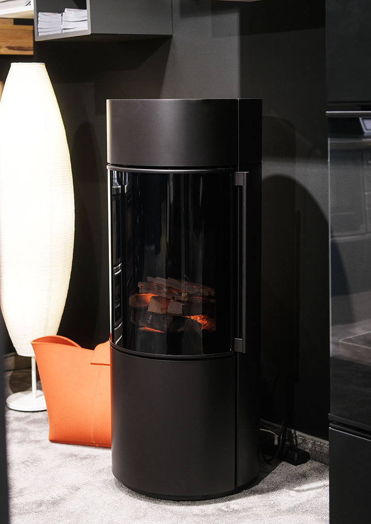 Kaminofen - Spartherm Passo XS "Black Edition" mit ROBAX "NightFlame" – Bild 3